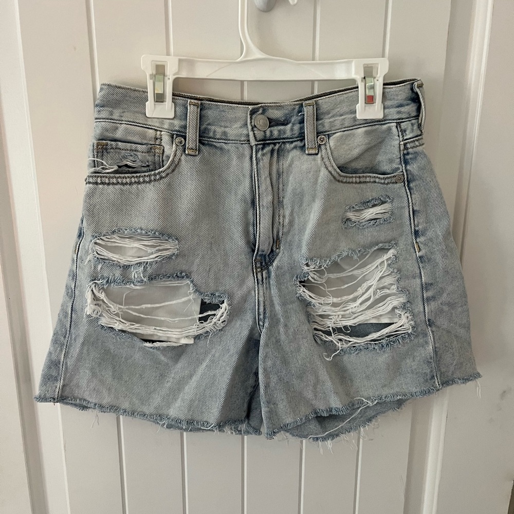 American Eagle jean mom shorts